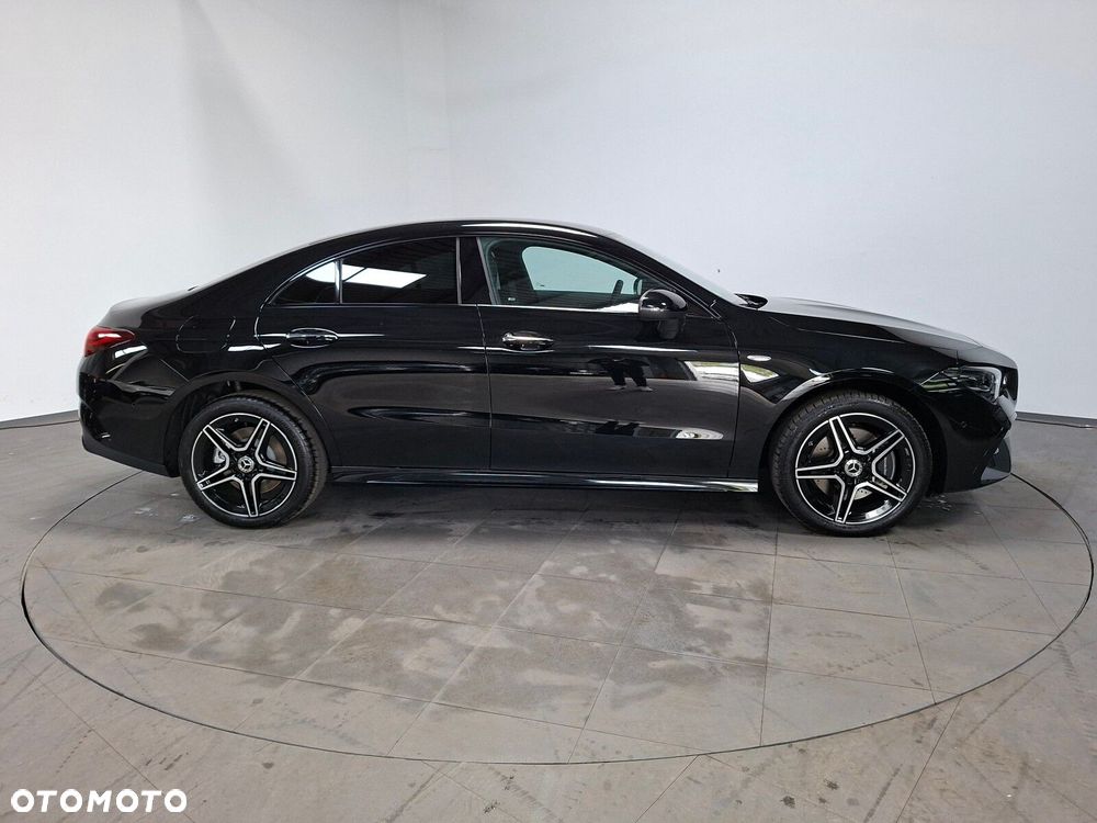 Mercedes-Benz CLA - 6