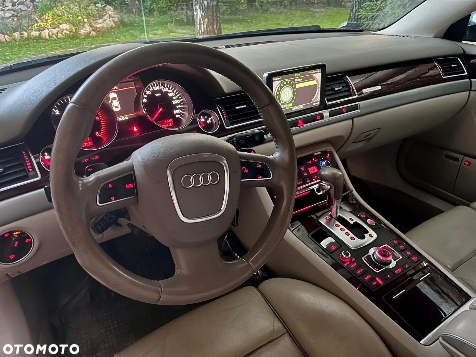 Audi A8 3.0 TDI L Quattro - 23