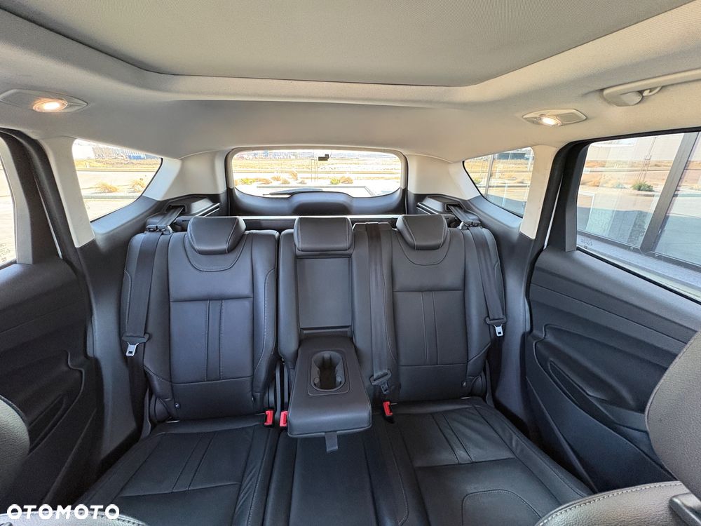 Ford Kuga - 15