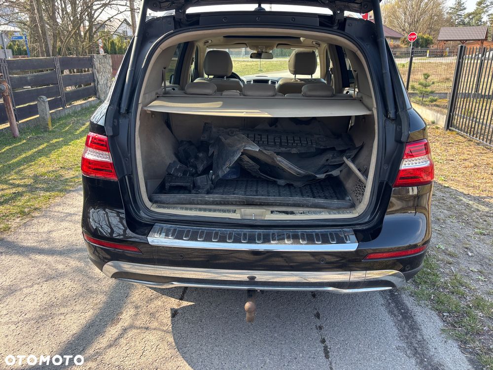 Mercedes-Benz ML - 27