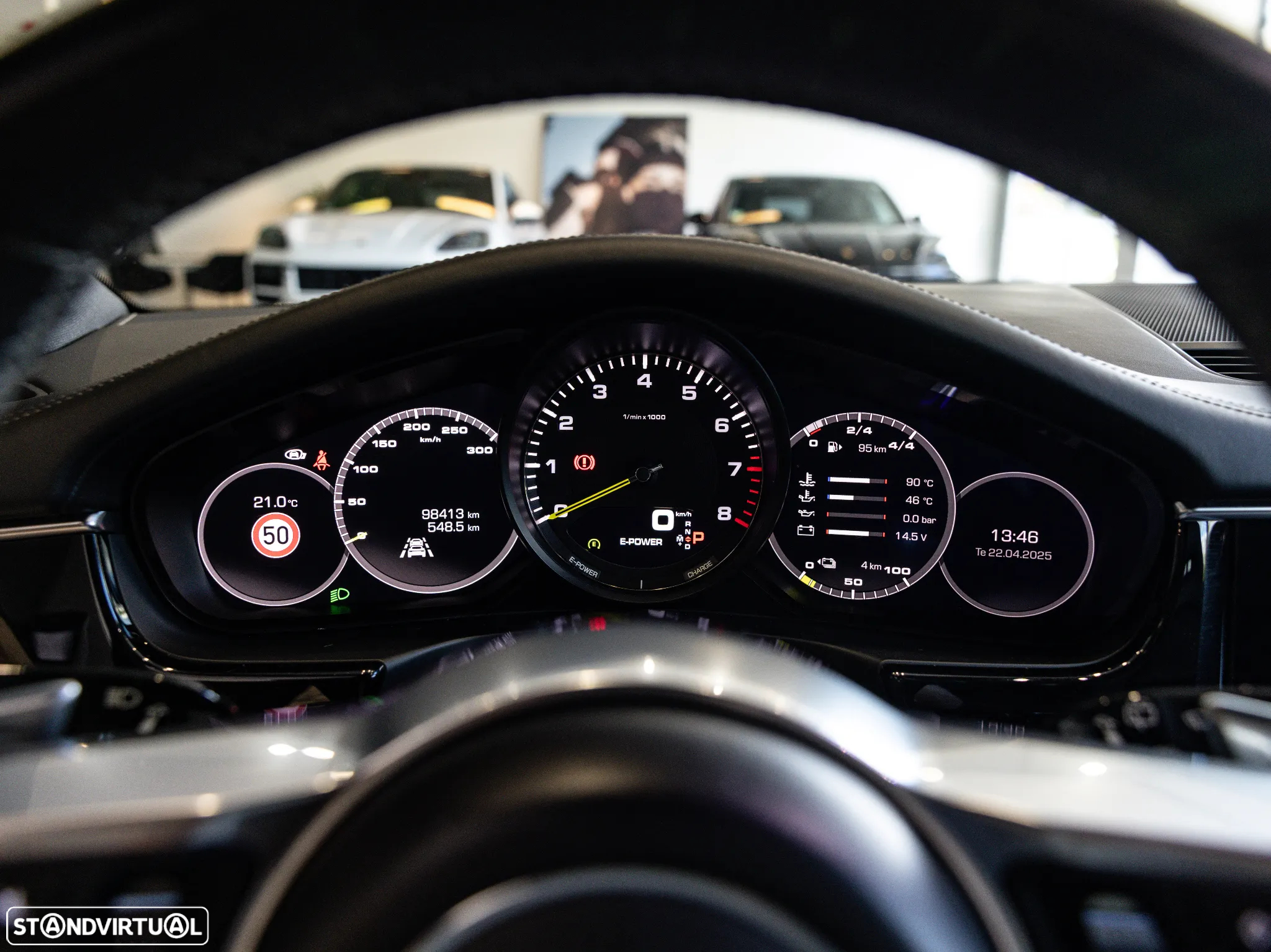 Porsche Panamera Sport Turismo 4 E-Hybrid - 28