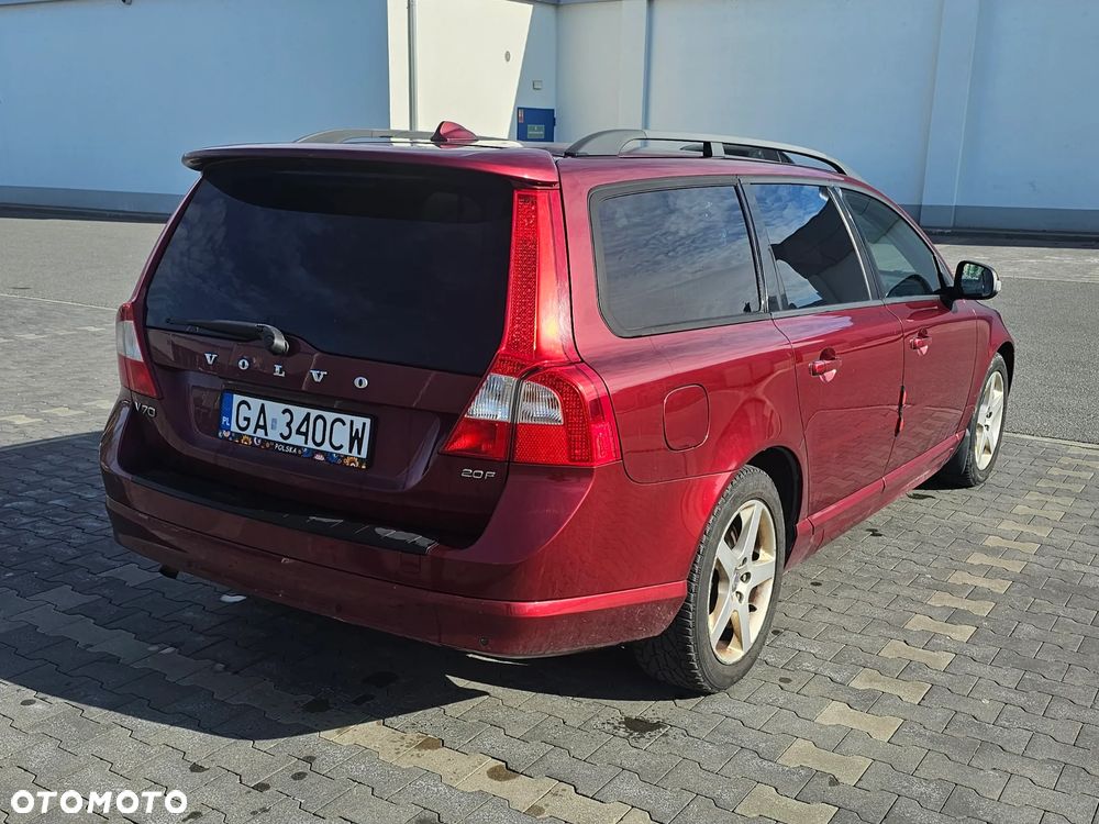Volvo V70 2.0 Momentum - 7