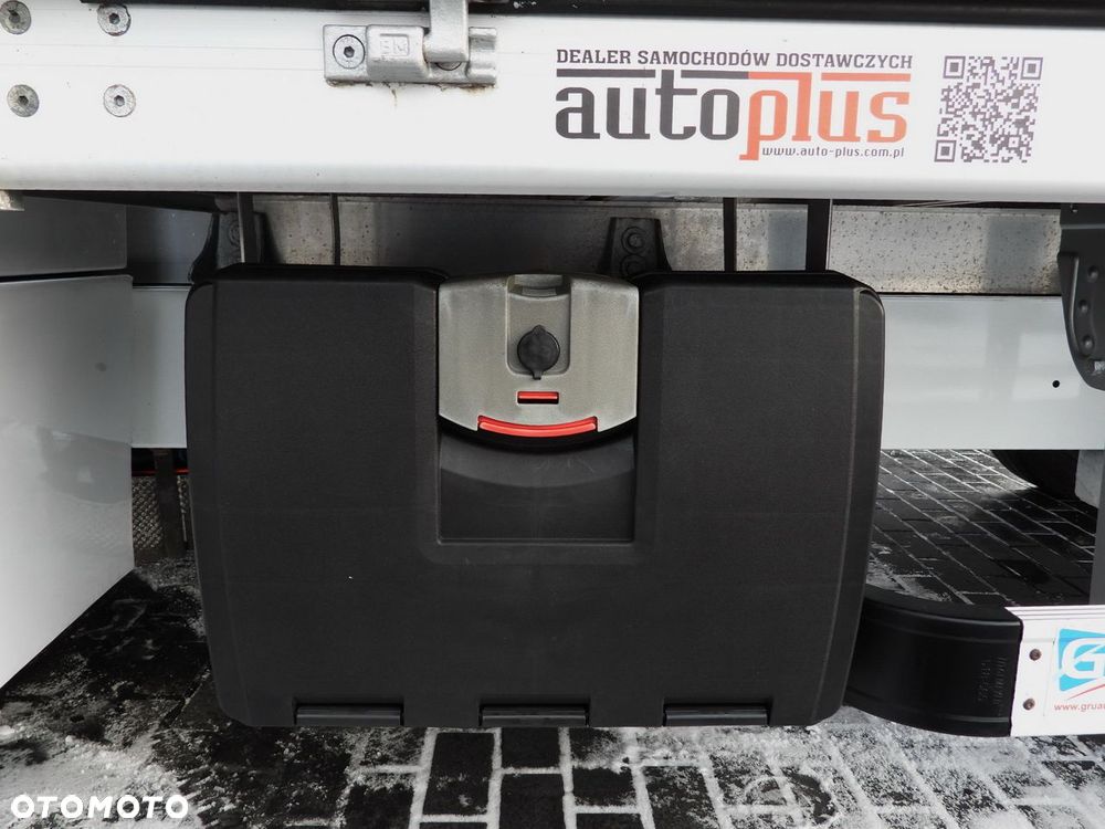 Renault MASTER PLANDEKA 9 PALET WEBASTO TEMPOMAT LEDY PNEUMATYKA KLIMATYZACJA  165KM - 23