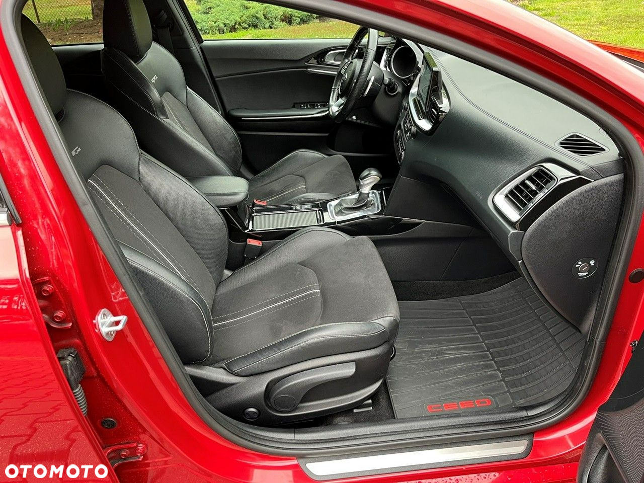 Kia ProCeed - 16