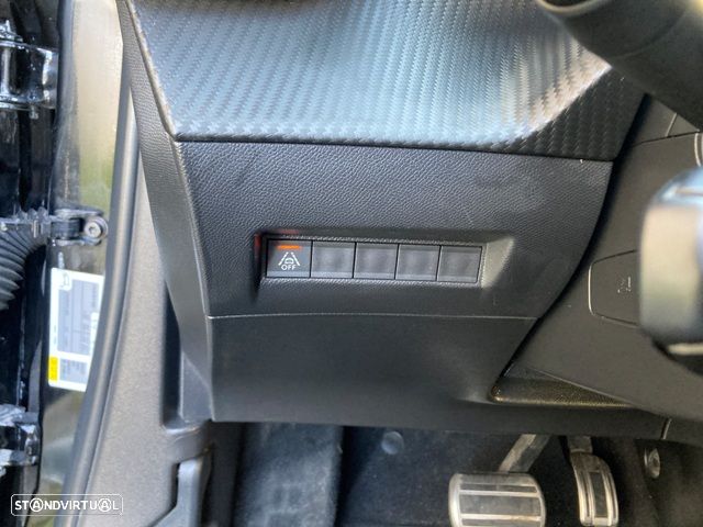 Peugeot 2008 1.5 BlueHDi GT EAT8 - 24