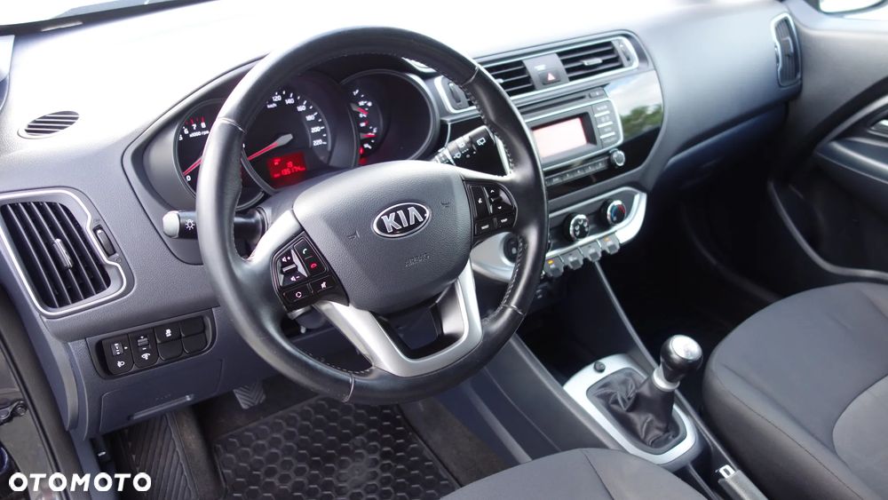 Kia Rio 1.2 Business Line - 7