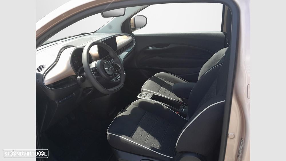Fiat 500e - 11