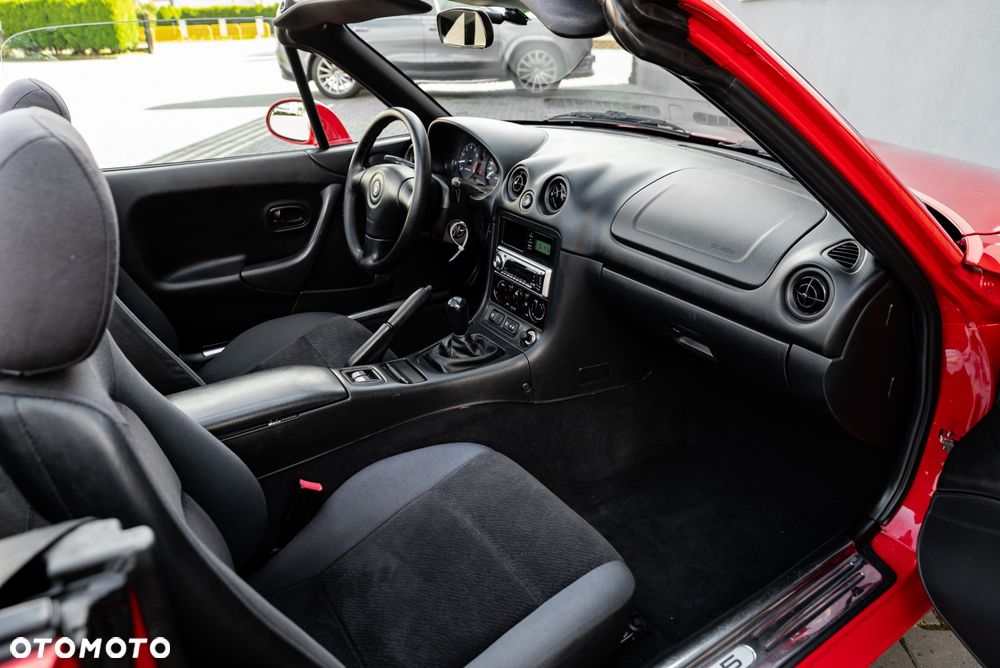 Mazda MX-5 1.6i 16V - 22