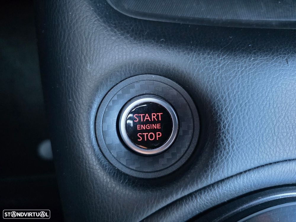 Nissan Juke 1.0 DIG-T N-Connecta NAV. DCT - 10