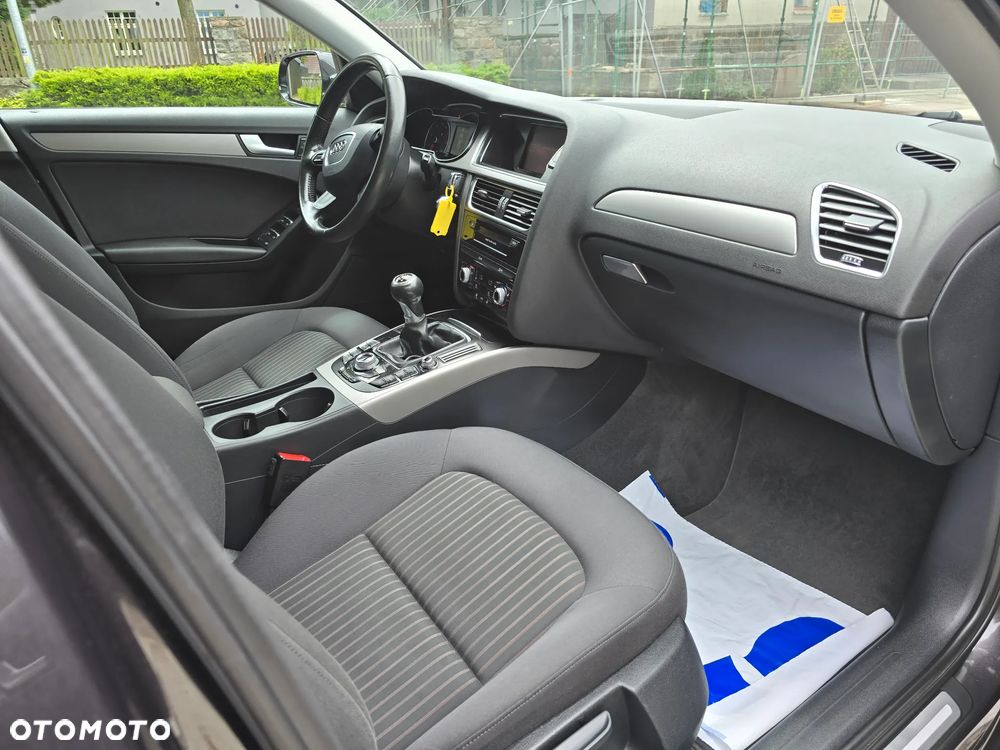 Audi A4 Avant 1.8 TFSI Attraction - 24