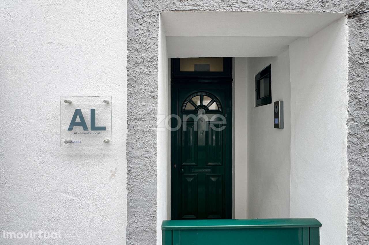 Moradia T1+1 com Licença AL Ativa – Centro de Ponta Delgada - Grande imagem: 3/29