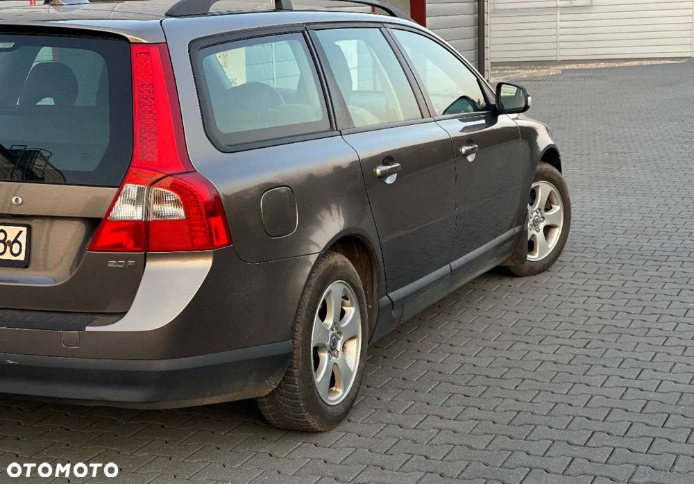 Volvo V70 - 10