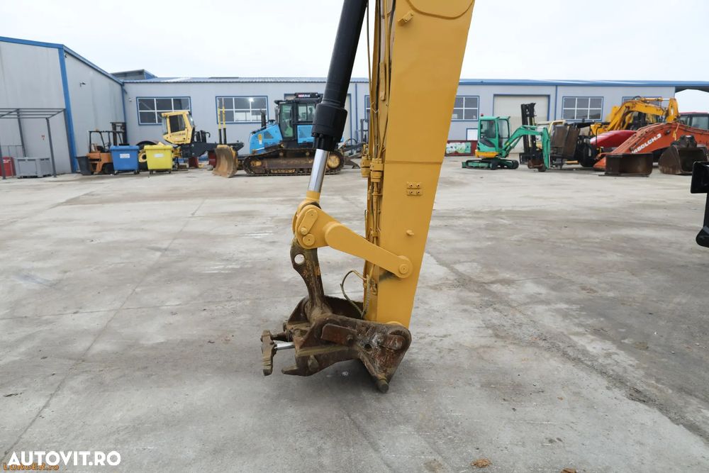 Caterpillar M322 D - 15