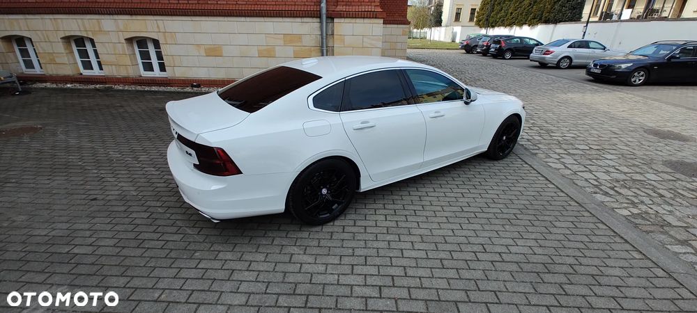 Volvo S90 D4 R-Design - 38