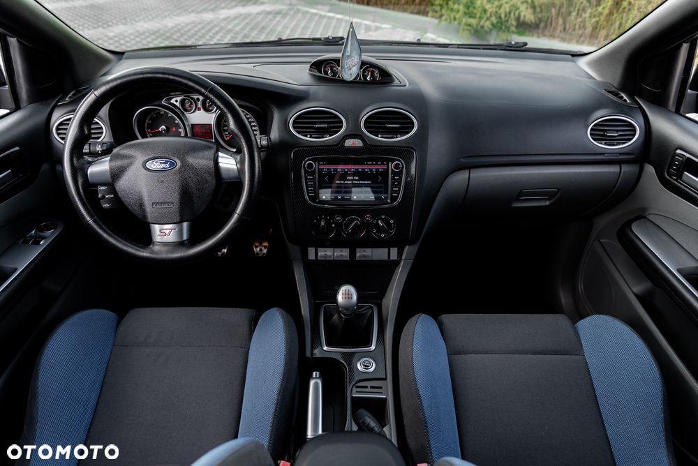 Ford Focus ST - 27