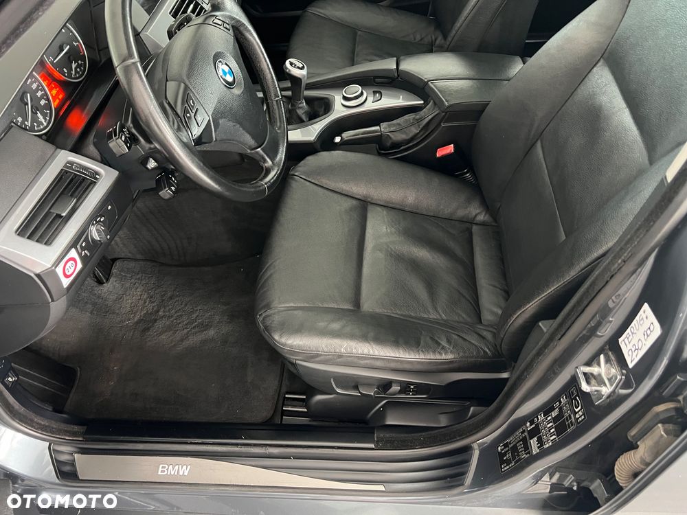 BMW Seria 5 520d - 14