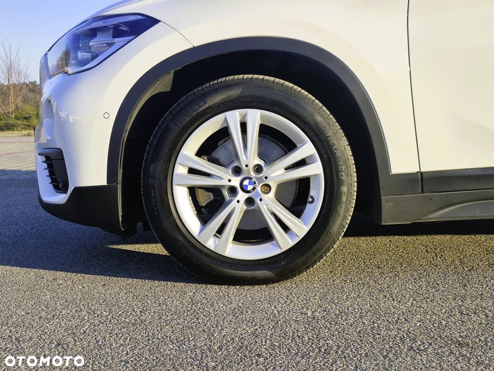 BMW X1 sDrive18i GPF Advantage - 17