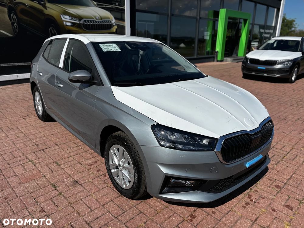 Skoda Fabia 1.0 TSI Drive DSG - 5