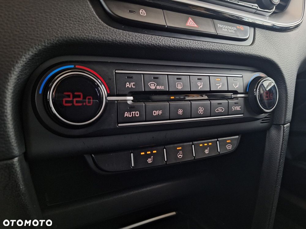 Kia Ceed 1.5 T-GDI Business Line - 29