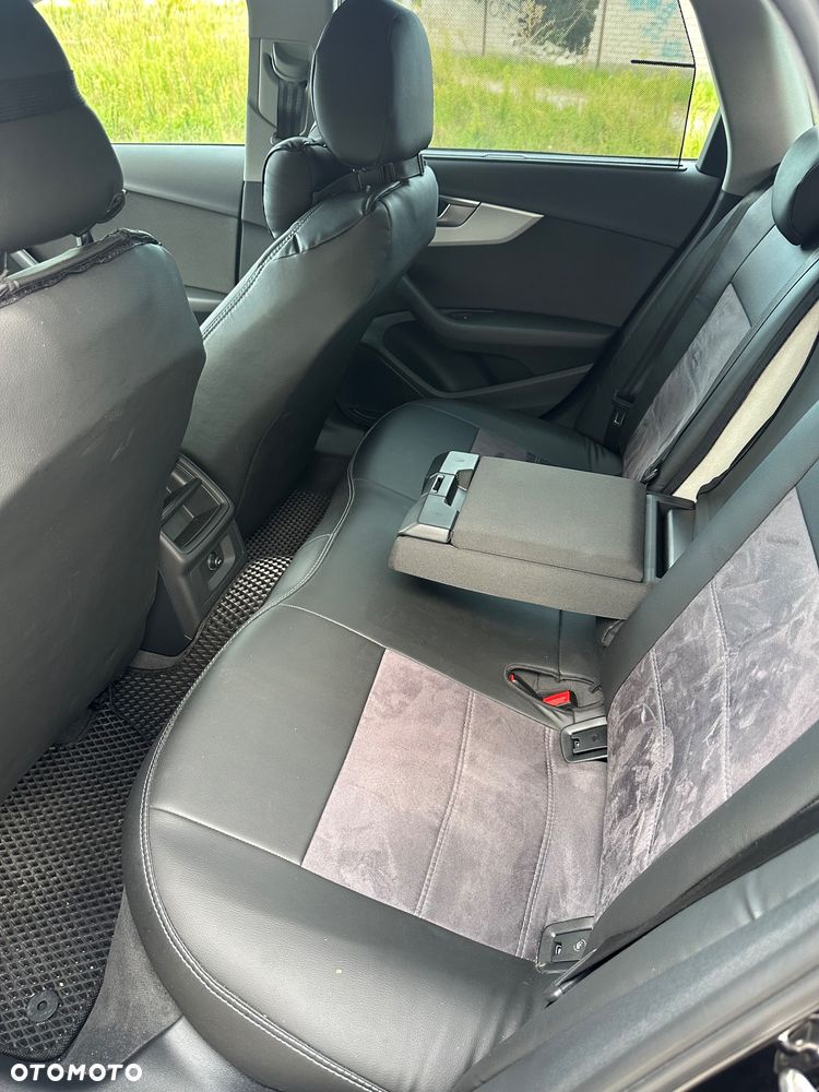 Audi A4 Avant 35 TFSI S tronic - 12