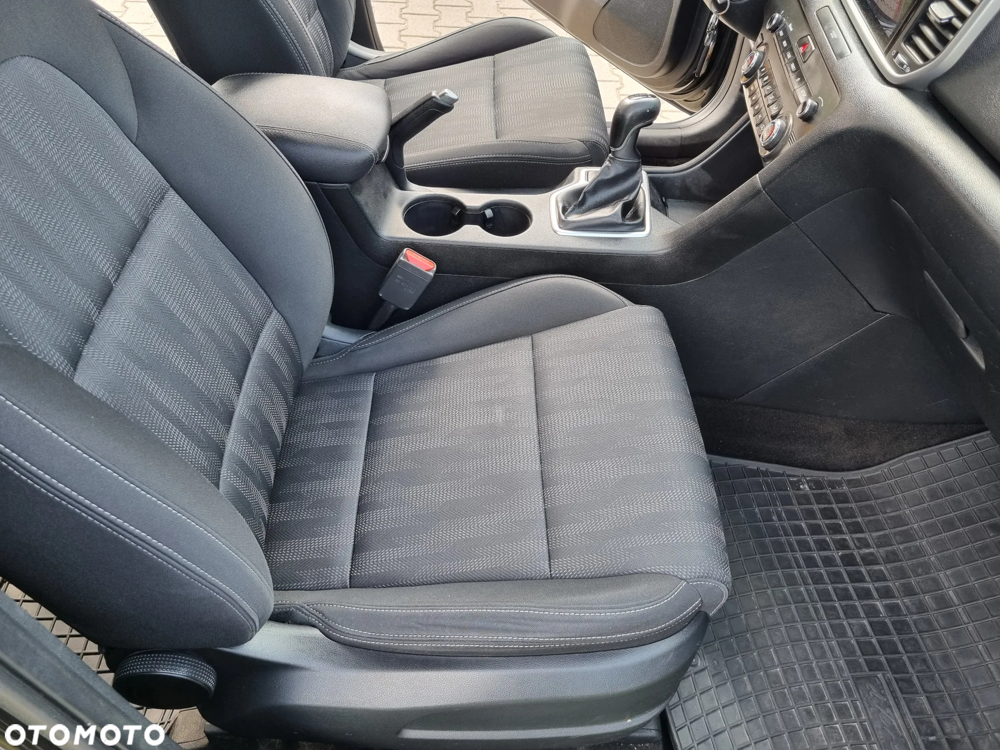 Kia Sportage 1.6 GDI L 2WD - 21