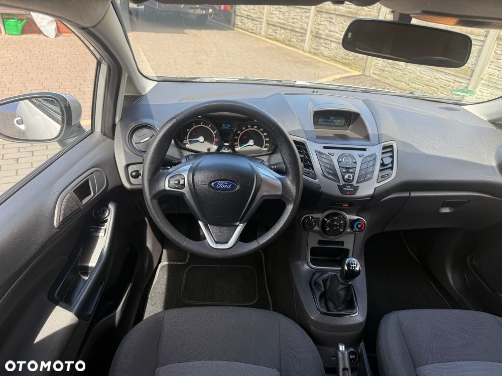 Ford Fiesta - 23