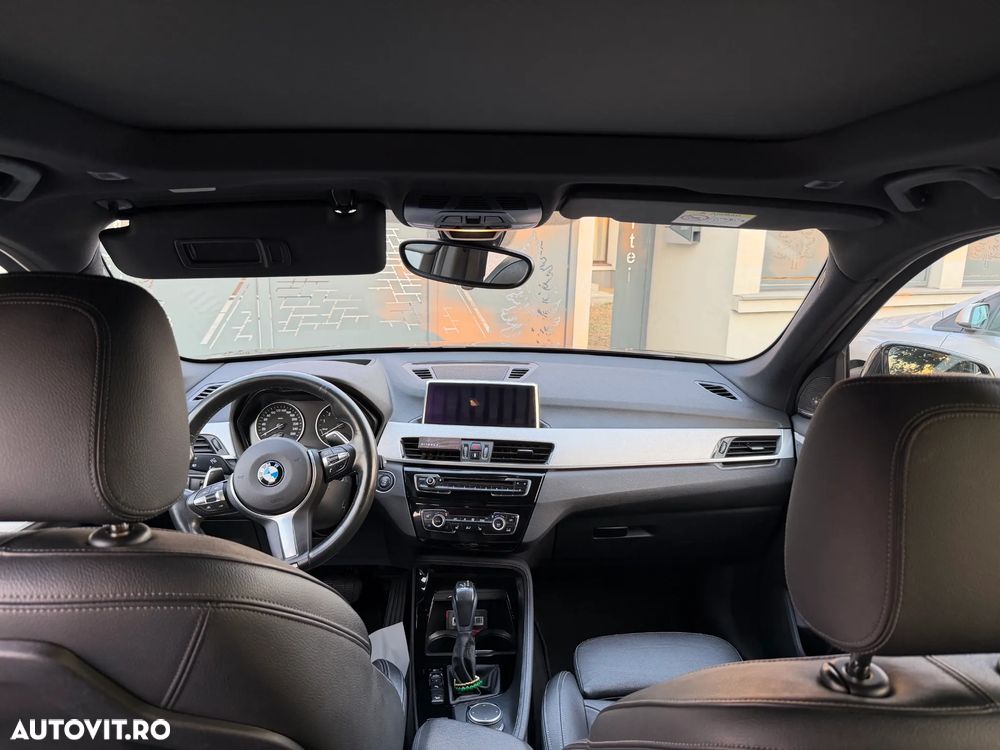 BMW X1 xDrive20i AT M Sport - 11