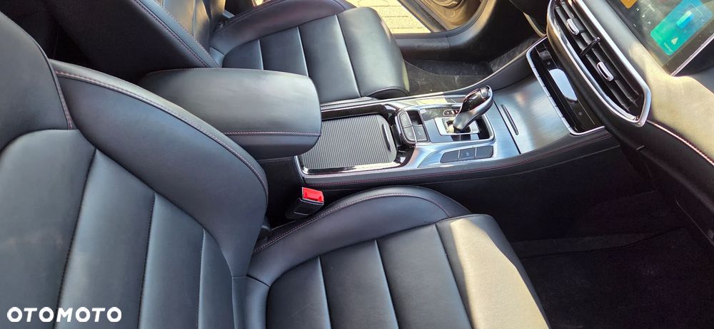 MG HS 1.5 T-GDI Excite DCT - 9