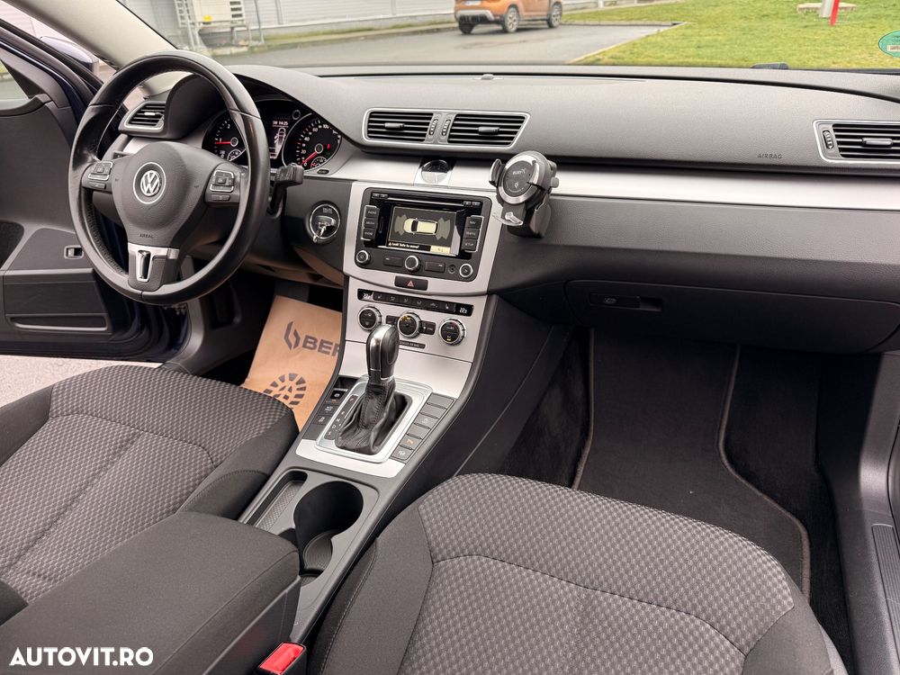 Volkswagen Passat Variant 2.0 Blue TDI DSG SCR Business Edition - 11