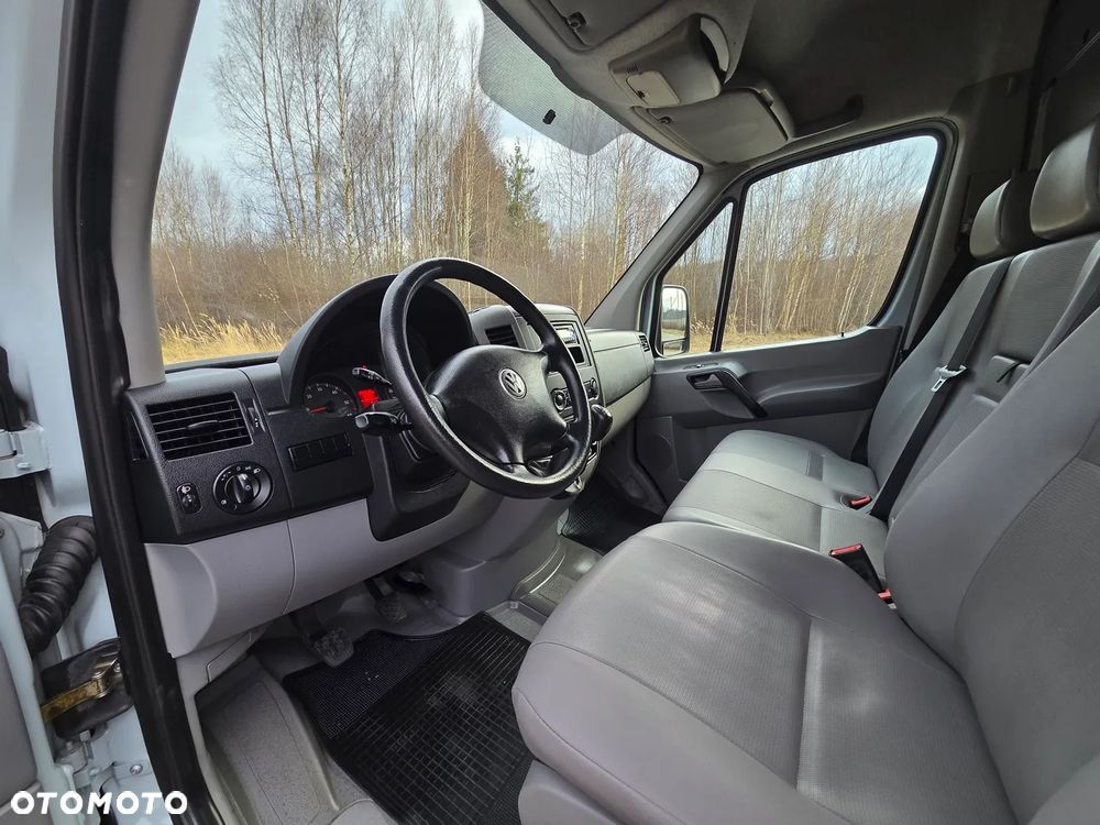 Volkswagen Crafter - 14