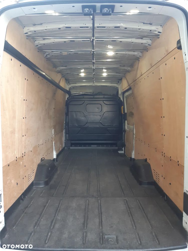 Ford Transit RWD - 7