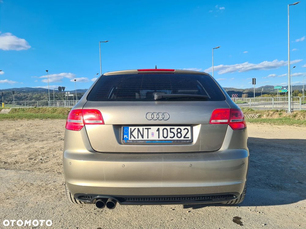 Audi A3 Sportback 2.0 TFSI S tronic S line Sportpaket (plus) - 9