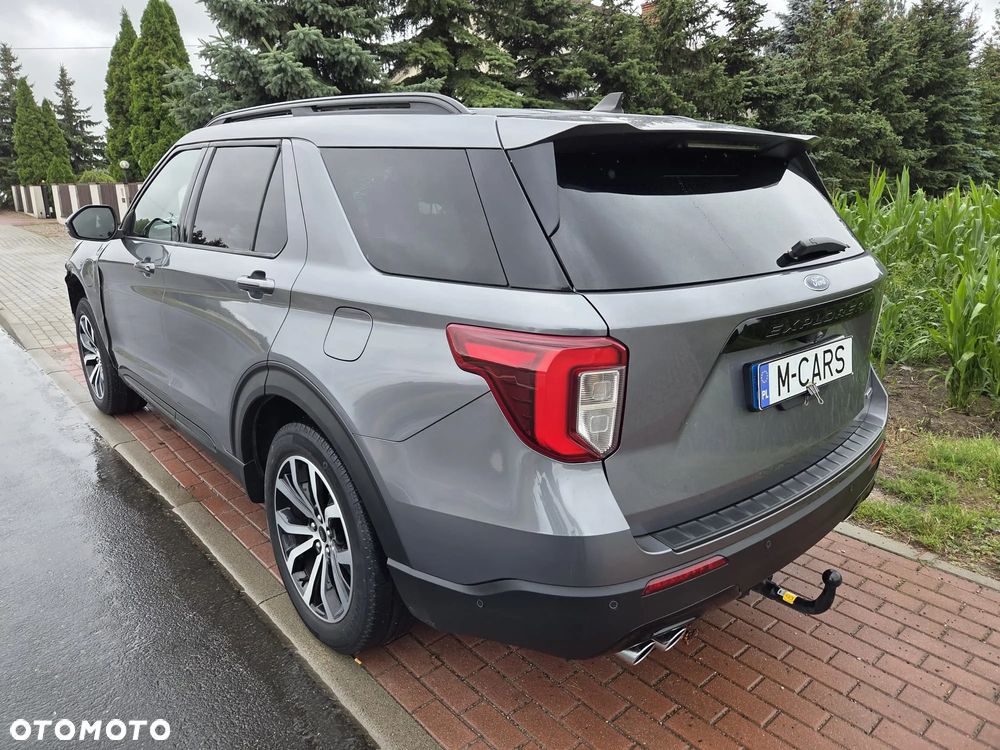 Ford Explorer EcoBoost Plug-in Hybrid ST-LINE - 6