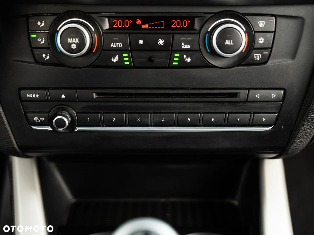 BMW X3 xDrive20d - 33