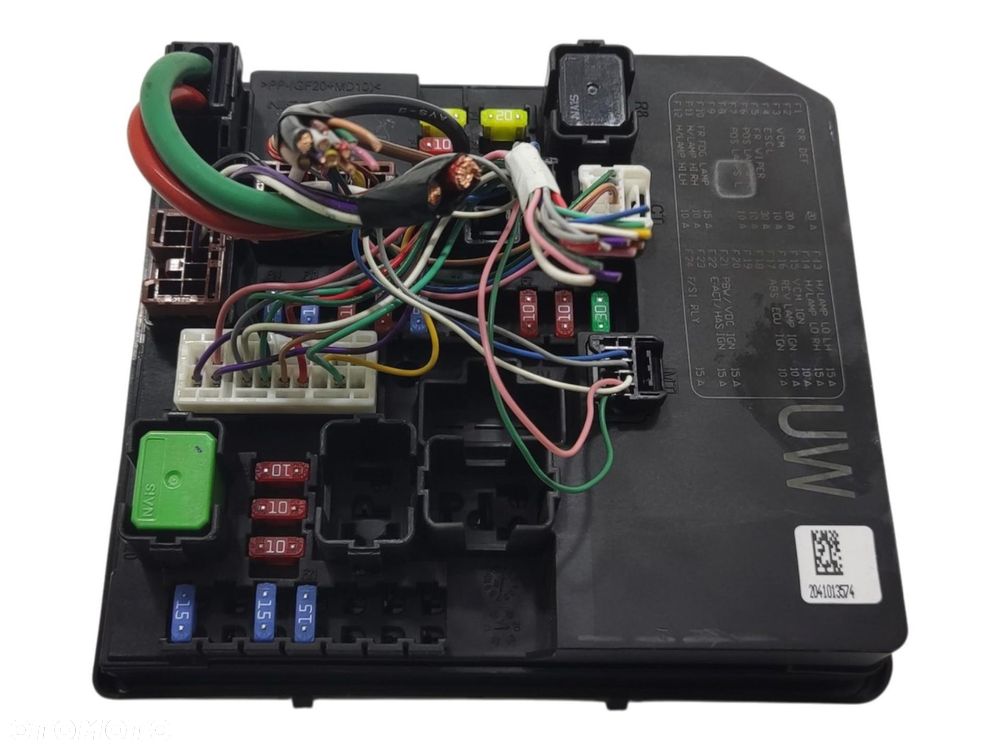 MODUŁ SKRZYNKA BEZPIECZNIKÓW NISSAN E-NV200 2014-2021 284B7-3NL5A