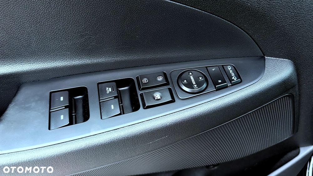 Hyundai Tucson 1.6 GDI BlueDrive GO 2WD - 33