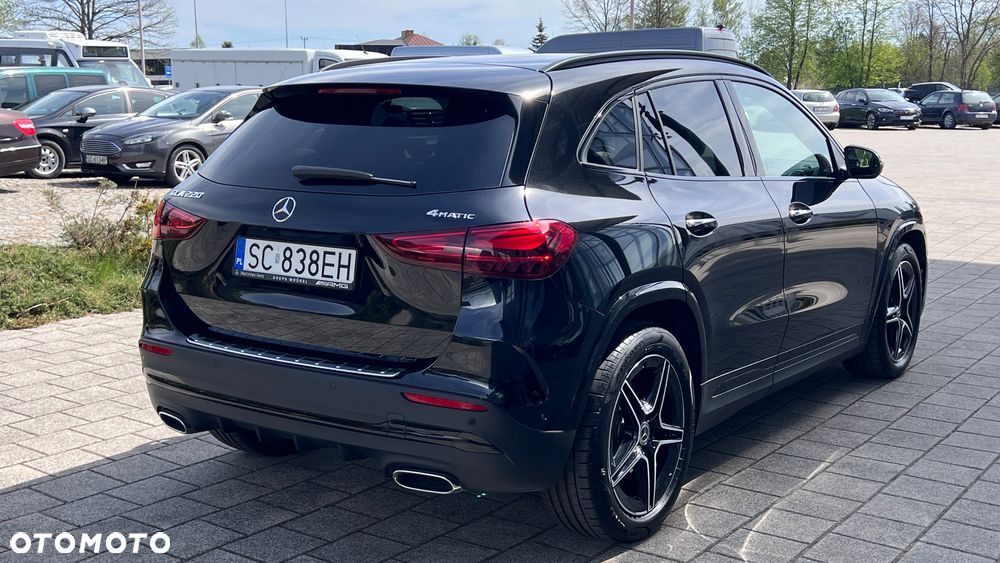 Mercedes-Benz GLA 220 mHEV 4-Matic AMG Line 8G-DCT - 4