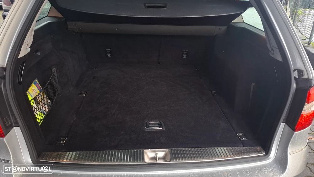 Mercedes-Benz E 200 CDI DPF BlueEFFICIENCY Auto Avantgarde - 50