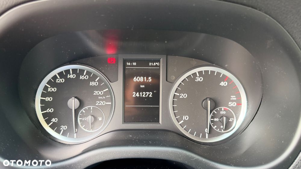 Mercedes-Benz Vito - 13