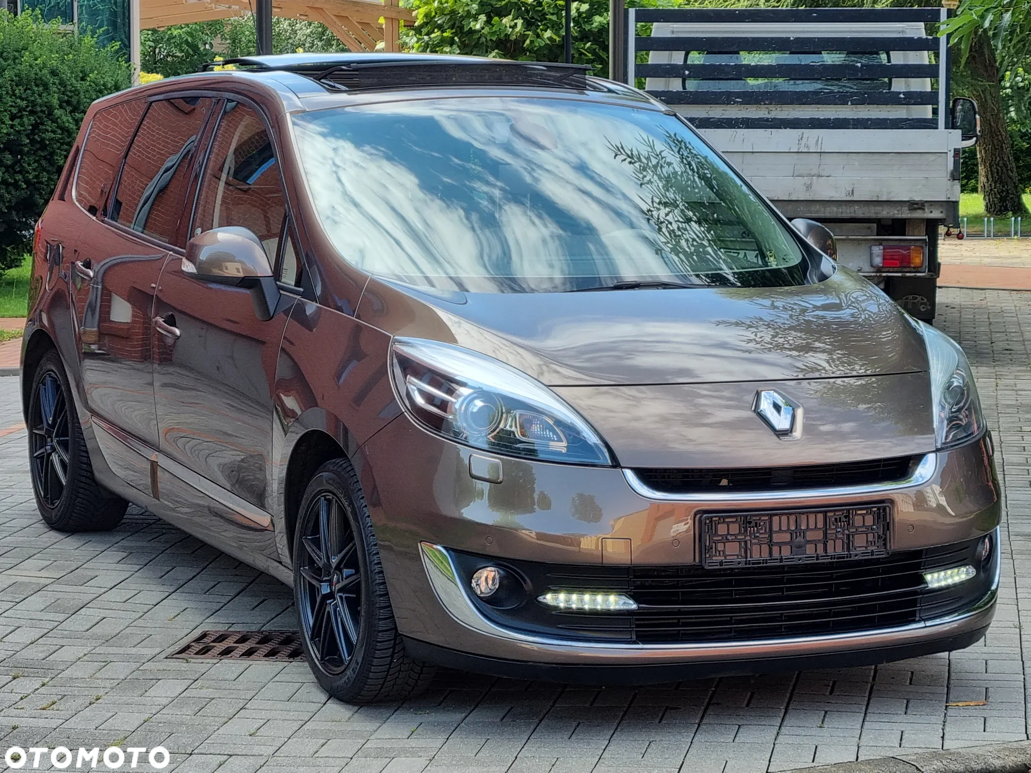 Renault Grand Scenic Gr 1.4 16V TCE Bose Edition - 7