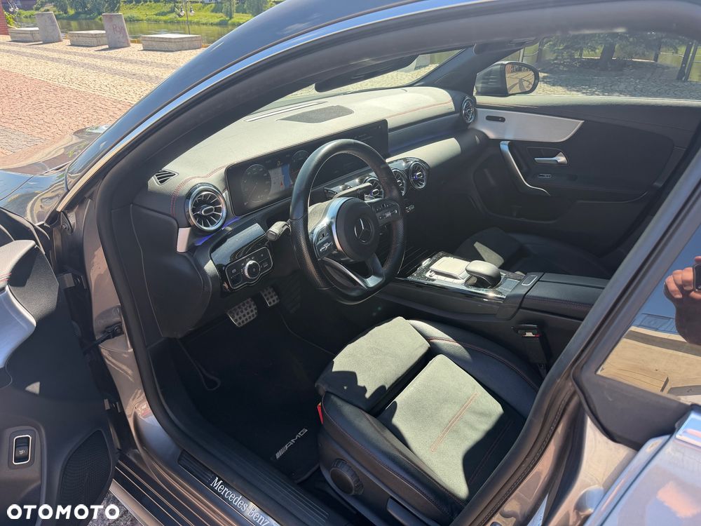 Mercedes-Benz CLA 200 d AMG Line 8G-DCT - 6