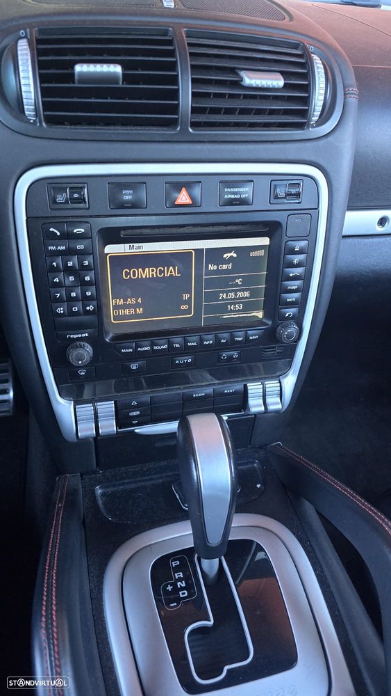 Porsche Cayenne Turbo - 8