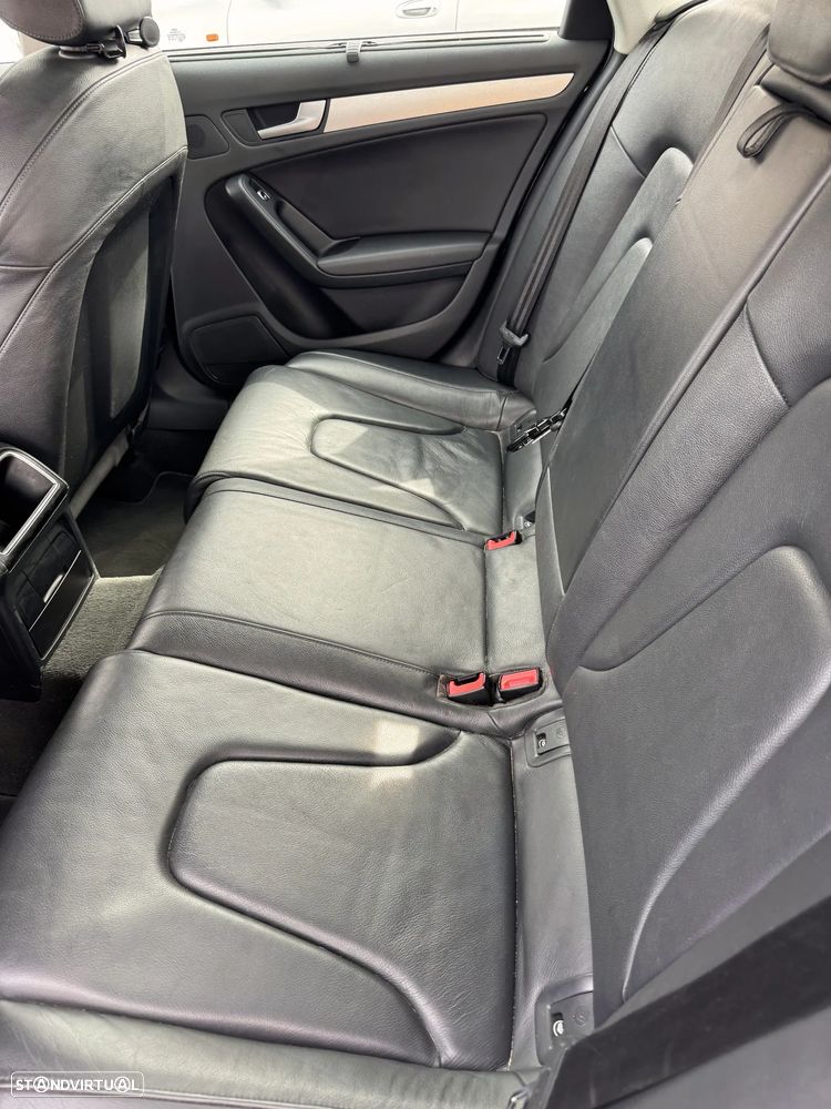 Audi A4 2.0 TDI multitronic Business Line - 9