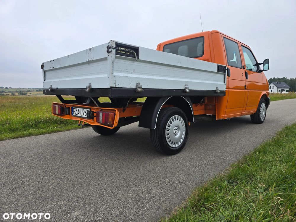 Volkswagen Transporter - 24