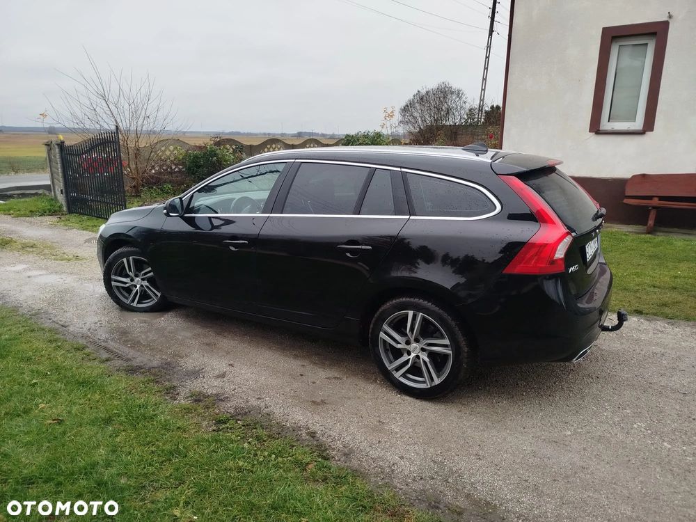 Volvo V60 D4 Geartronic Summum - 4