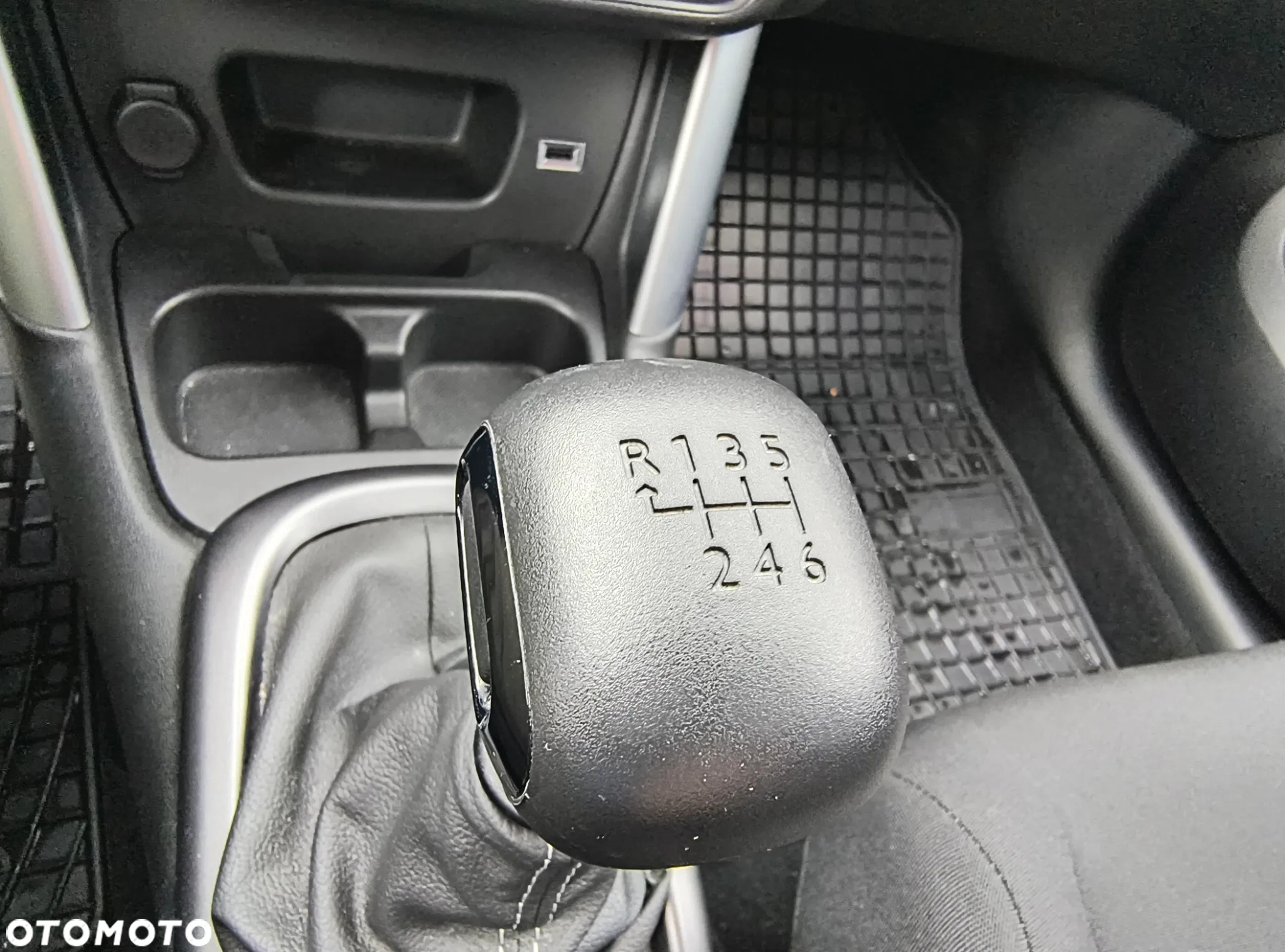 Citroën C3 Aircross 1.2 PureTech GPF Shine S&S - 18