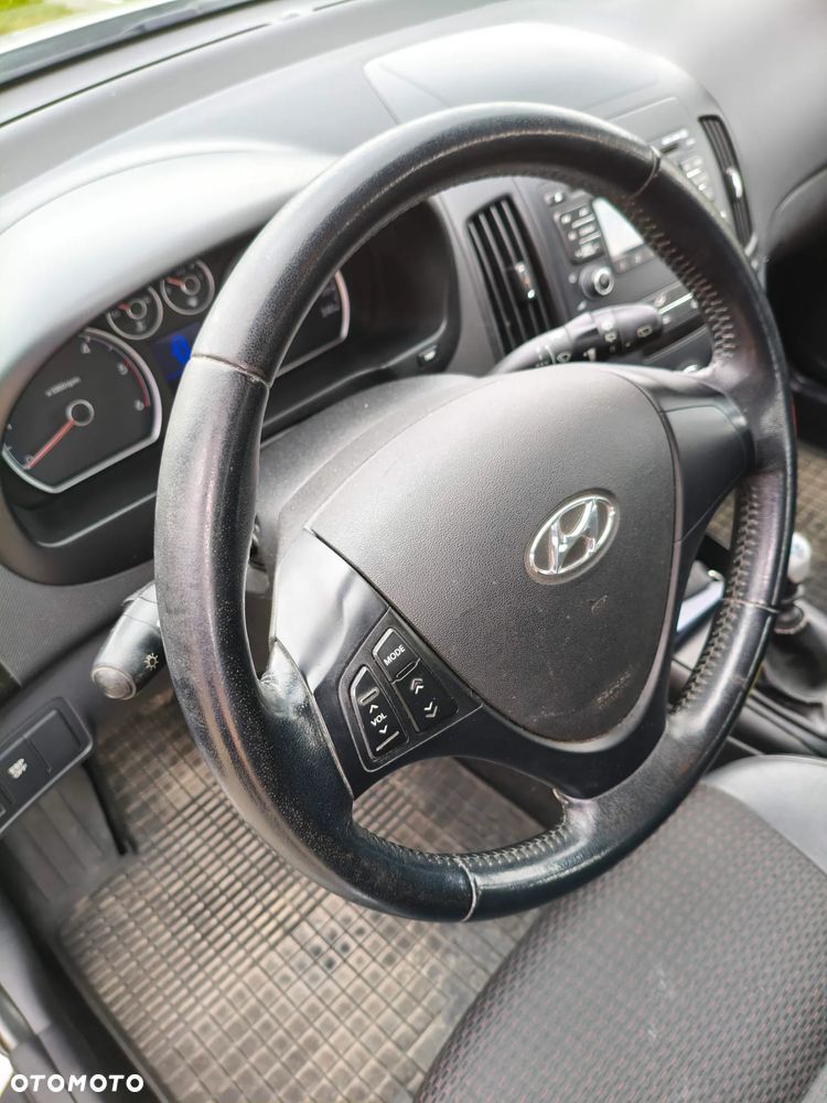 Hyundai i30 - 11