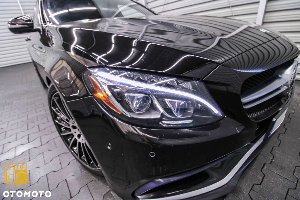 Mercedes-Benz Klasa C AMG 63 S AMG Speedshift 7G-MCT - 37