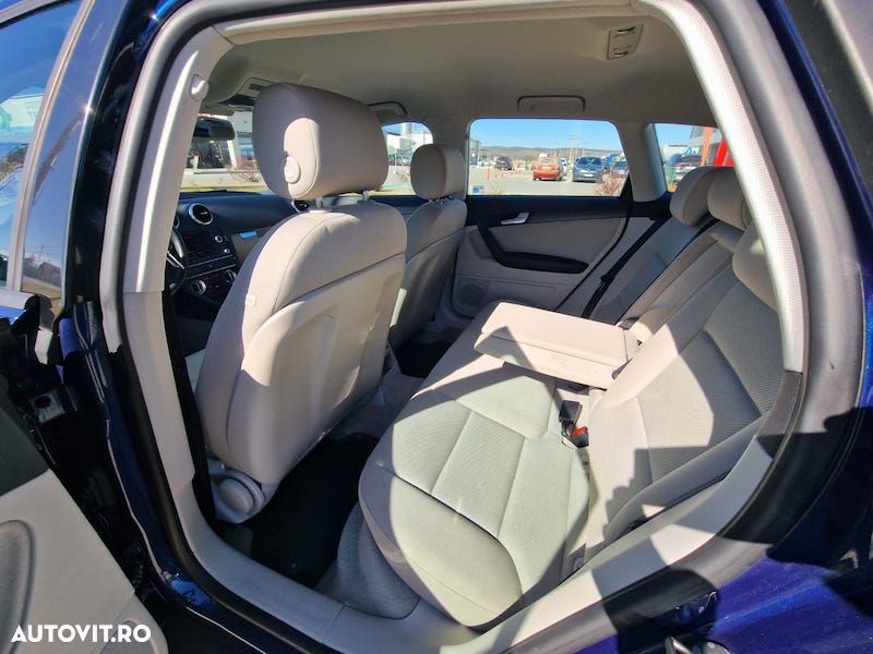 Audi A3 1.4 TFSI S line Sportpaket - 7