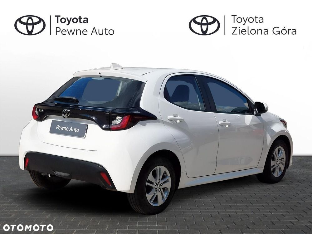 Toyota Yaris 1.5 Comfort - 6